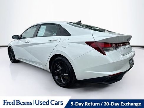 Used 2021 Hyundai Elantra SEL w/ Convenience Package FWD image 6