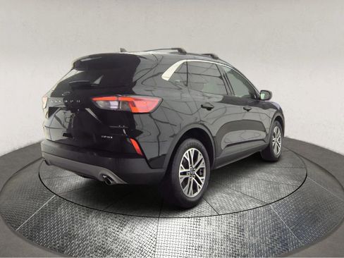 Used 2022 Ford Escape SEL AWD/4WD image 2