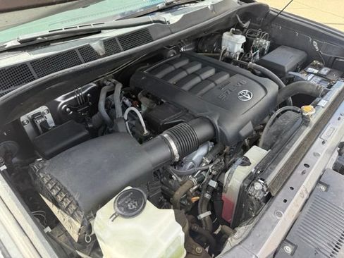 Used 2017 Toyota Tundra SR5 RWD image 36