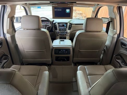 Used 2020 GMC Yukon SLT w/ Premium Edition RWD image 34