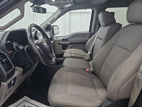 Used 2019 Ford F150 XLT w/ Equipment Group 302A Luxury AWD/4WD image 39