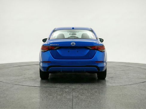 Used 2025 Nissan Sentra SV FWD image 7
