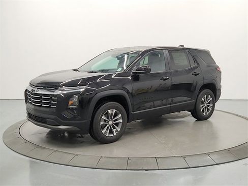 New 2026 Chevrolet Equinox LT w/ Convenience Package II image 3