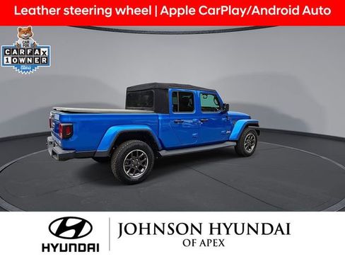 Used 2021 Jeep Gladiator Overland w/ Cold Weather Group AWD/4WD image 9