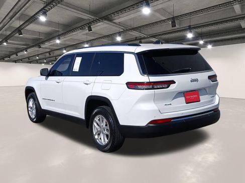 Used 2023 Jeep Grand Cherokee L Laredo w/ Luxury Tech Group I AWD/4WD image 14