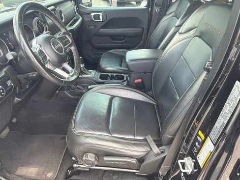 Used 2023 Jeep Gladiator Overland w/ Popular Equipment Package AWD/4WD image 9