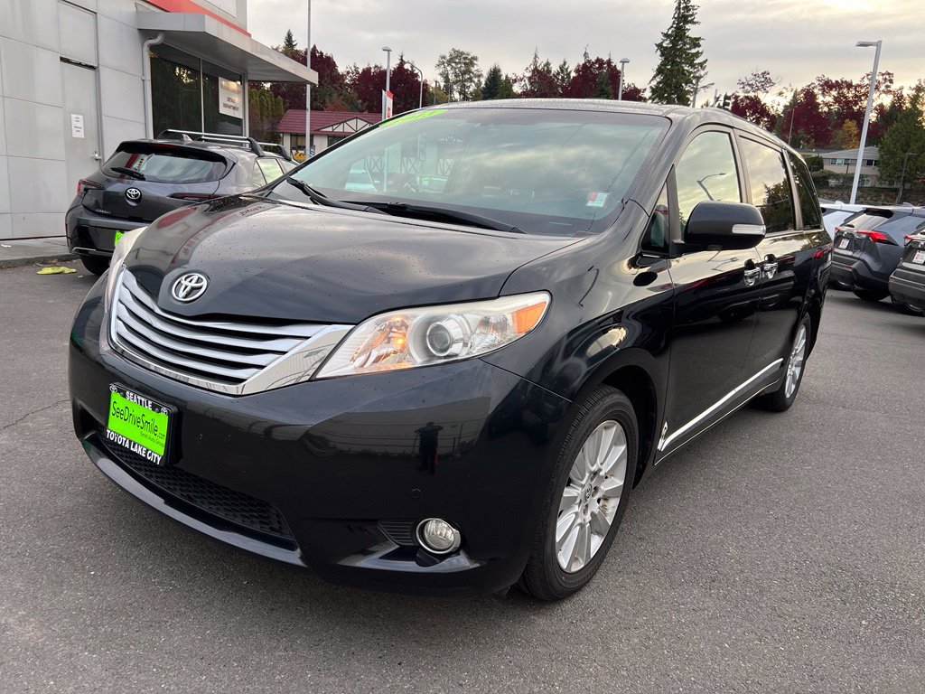 Used 2013 Toyota Sienna Limited w/ Premium Pkg AWD/4WD image 8