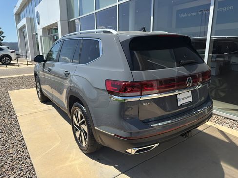 New 2025 Volkswagen Atlas SEL image 6