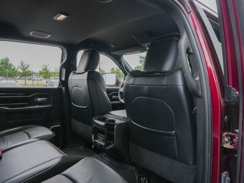 Used 2020 RAM 2500 Laramie w/ Night Edition AWD/4WD image 39