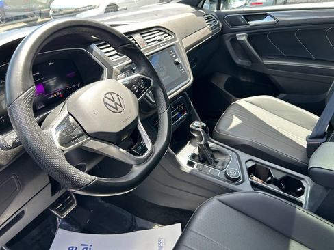 Used 2024 Volkswagen Tiguan SE R-Line AWD/4WD image 11