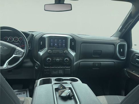 Used 2022 Chevrolet Silverado 2500 LT w/ Midnight Edition AWD/4WD image 10