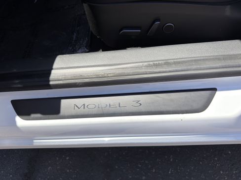 Used 2023 Tesla Model 3 Standard Range RWD image 26