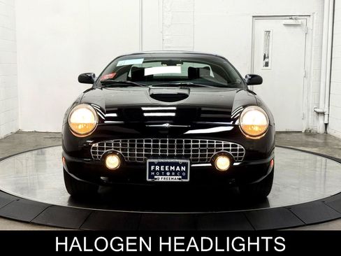 Used 2002 Ford Thunderbird RWD image 3