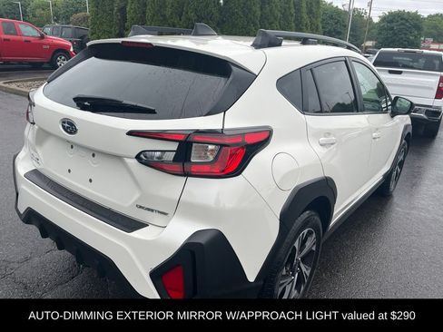 Used 2024 Subaru Crosstrek 2.0i Premium AWD/4WD image 3