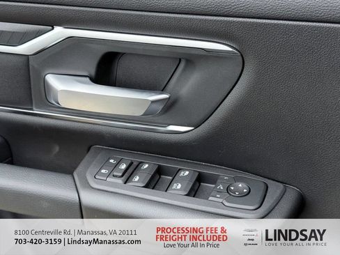 New 2026 RAM 1500 4x4 Crew Cab image 29