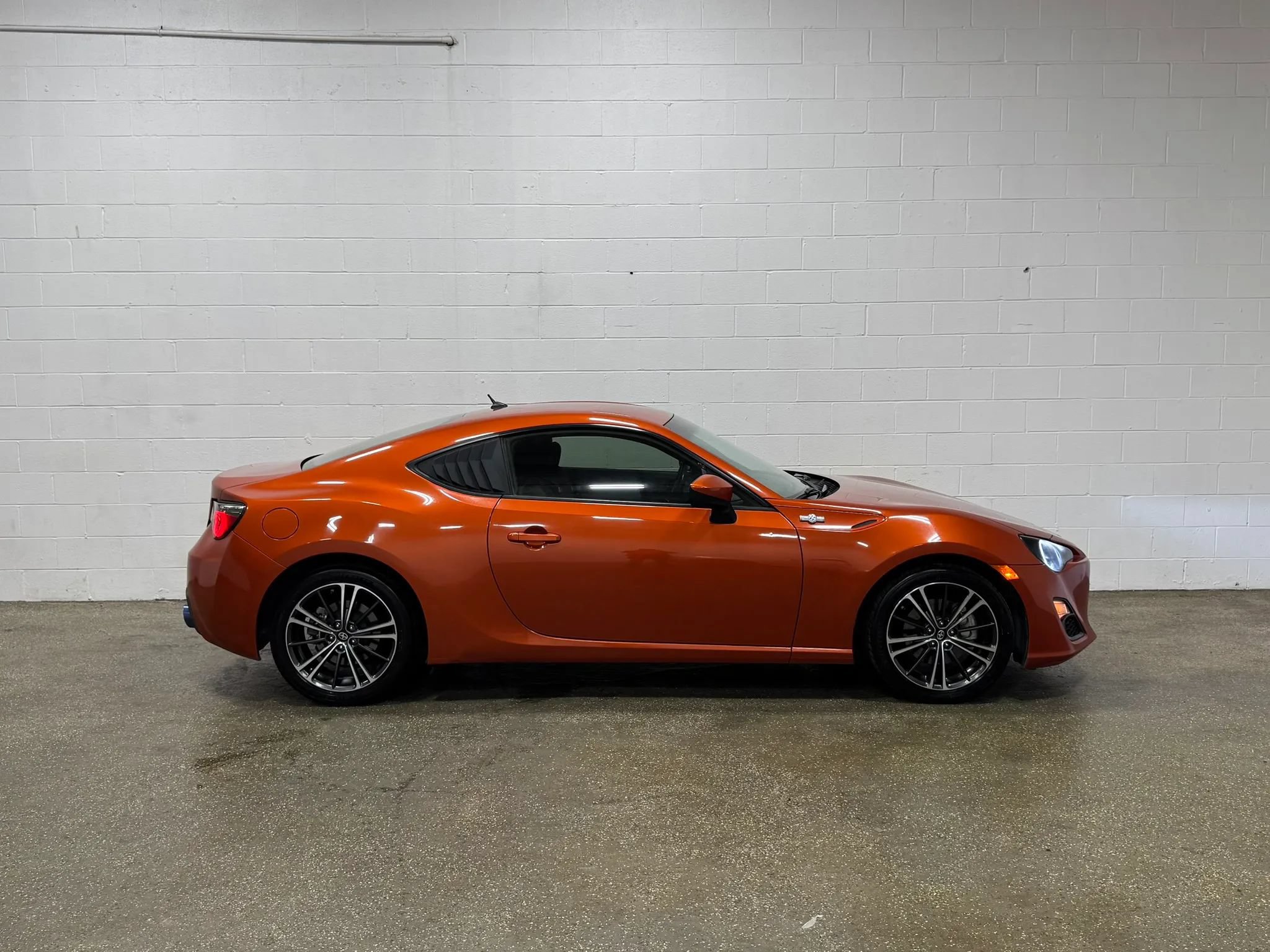 Used 2013 Scion FR-S RWD image 2