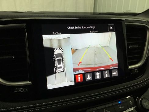 New 2026 Chrysler Pacifica Select image 24