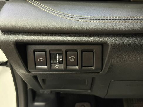 Used 2022 Subaru Outback Limited AWD/4WD image 19