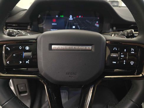 Used 2026 Land Rover Range Rover Evoque S image 24