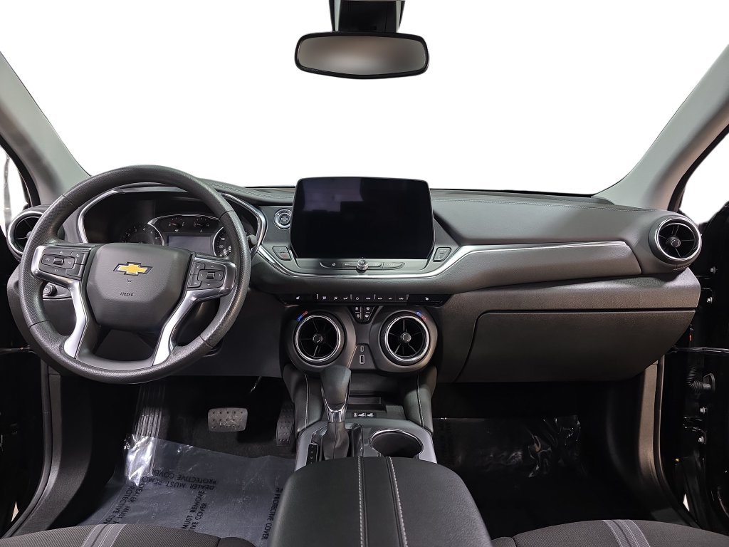 Used 2024 Chevrolet Blazer LT w/ Convenience Package AWD/4WD image 11