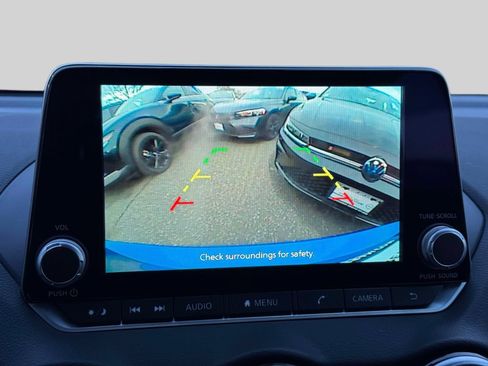 Used 2025 Nissan Sentra SR FWD image 28