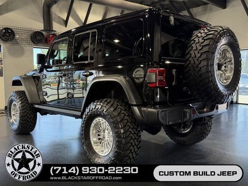 Used 2025 Jeep Wrangler Unlimited Rubicon 4xe w/ Safety Group AWD/4WD image 13