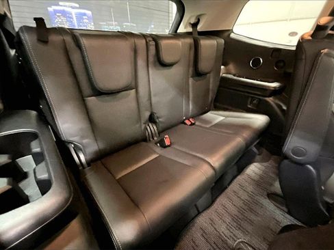 Used 2023 Subaru Ascent Touring image 26