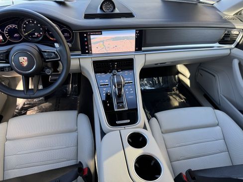 Certified 2023 Porsche Panamera 4 image 18
