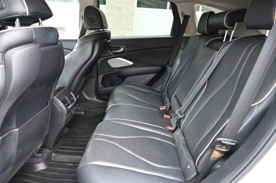 Used 2019 Acura RDX w/ Advance Package AWD/4WD image 18
