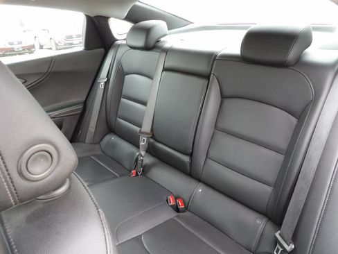 Used 2024 Chevrolet Malibu LT FWD image 22