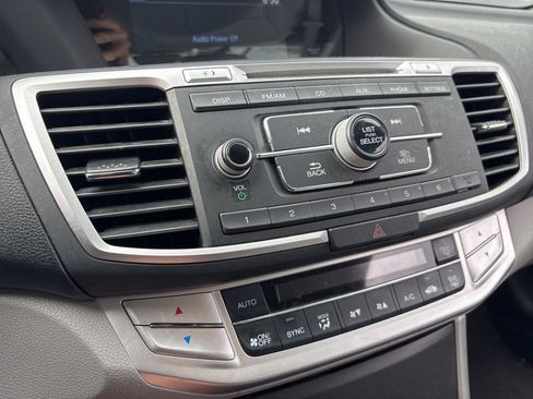 Used 2015 Honda Accord LX image 22