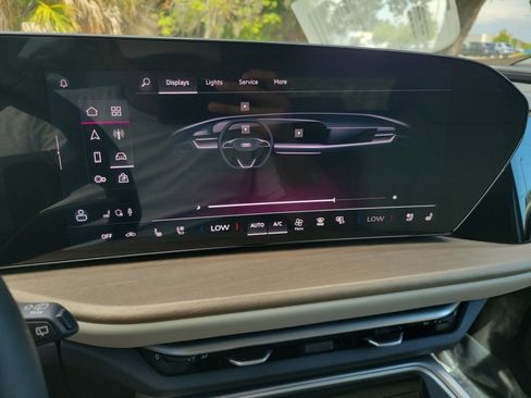 Certified 2025 Audi Q5 Premium Plus w/ Premium Plus AWD/4WD image 25