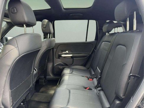 Used 2023 Mercedes-Benz GLB 250 4MATIC image 25