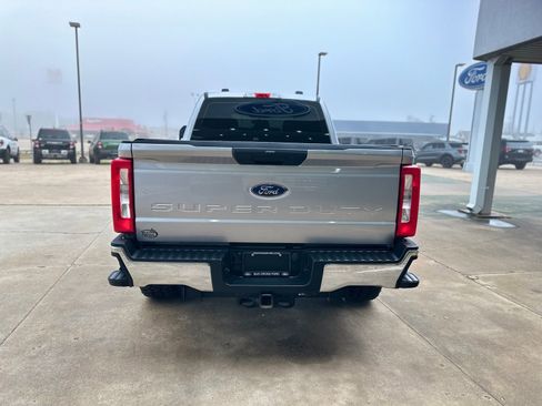 Used 2024 Ford F250 XL w/ XL Off-Road Package image 7