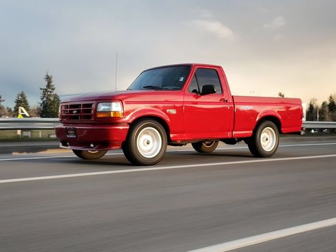 Used 1993 Ford F150 Lightning RWD image 9