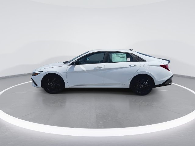 Used 2026 Hyundai Elantra Sport FWD image 5