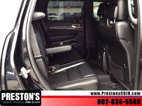 Used 2020 Jeep Grand Cherokee Limited AWD/4WD image 24