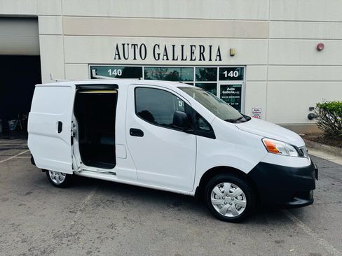 Used 2019 Nissan NV200 S FWD image 18
