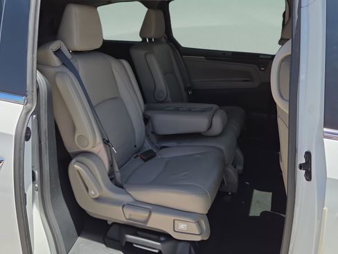Used 2022 Honda Odyssey EX-L image 15