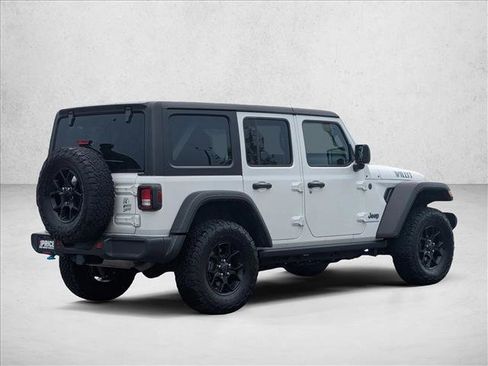 Used 2024 Jeep Wrangler Willys image 5