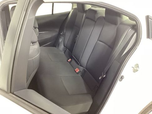 Used 2025 Toyota Corolla LE FWD image 29