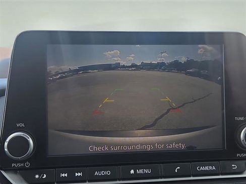 Certified 2023 Nissan Rogue SV image 8