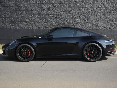 Certified 2020 Porsche 911 Carrera S RWD image 2