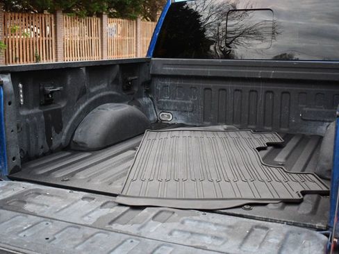 Used 2018 Ford F150 Raptor w/ Equipment Group 802A Luxury image 11