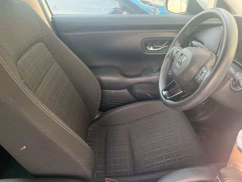 Used 2023 Honda HR-V LX image 14