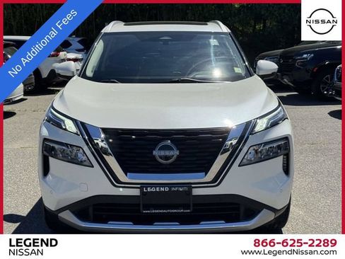 Certified 2023 Nissan Rogue Platinum w/ Platinum Premium Package AWD/4WD image 2