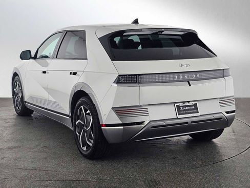 Used 2024 Hyundai Ioniq 5 Limited RWD image 5