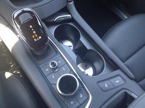 New 2025 Cadillac XT5 Luxury image 29