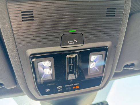 Used 2021 Volkswagen ID.4 Pro S image 16