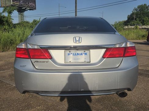 Used 2014 Honda Accord EX image 5